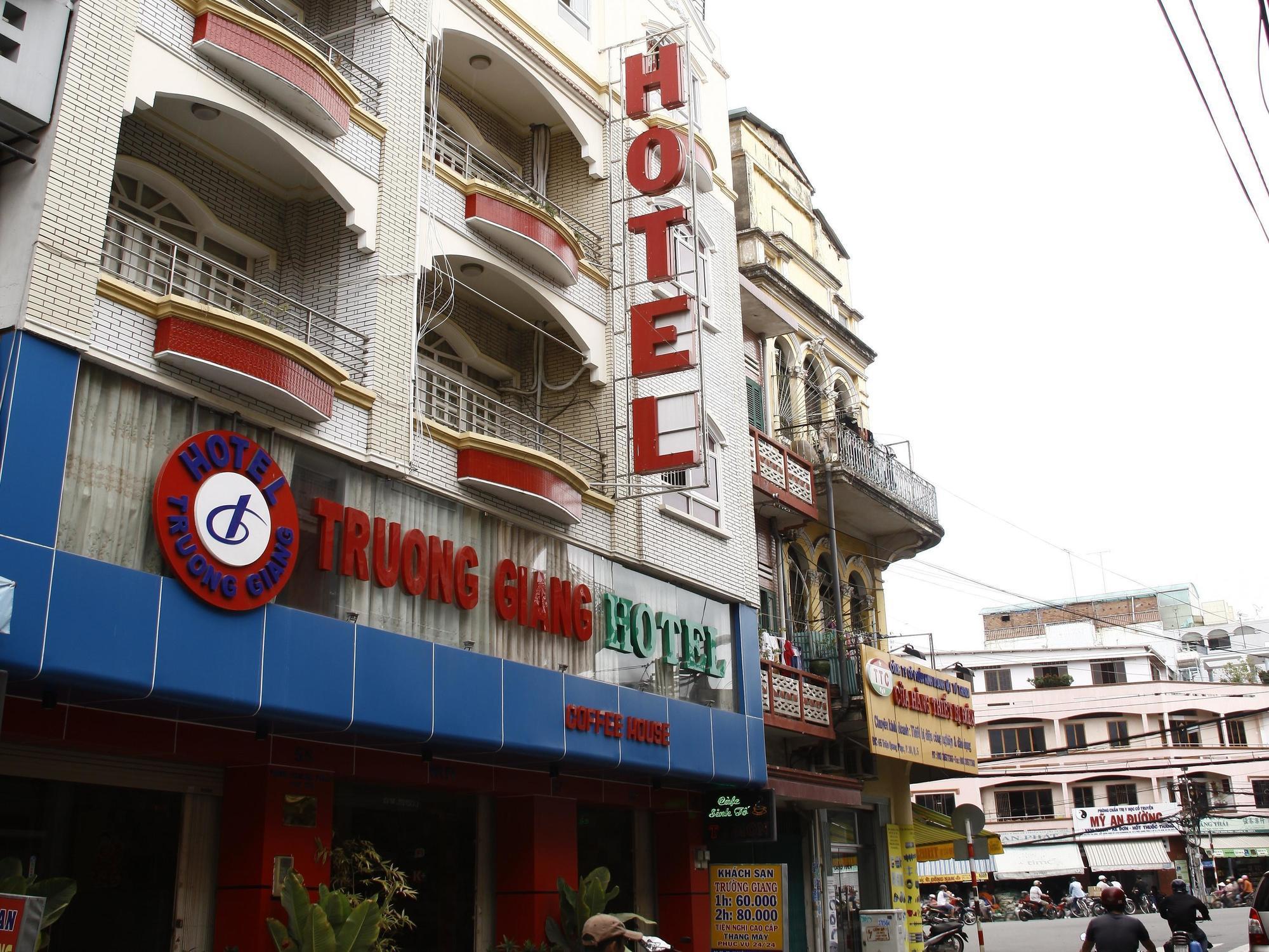 Truong Giang Hotel Cidade de Ho Chi Minh Exterior foto