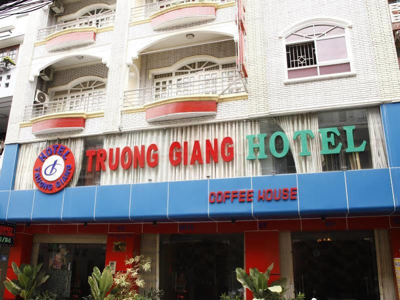Truong Giang Hotel Cidade de Ho Chi Minh Exterior foto